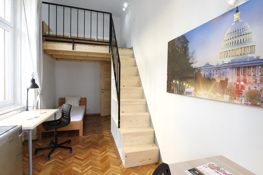 Student Room for rent in Budapest Washington Room