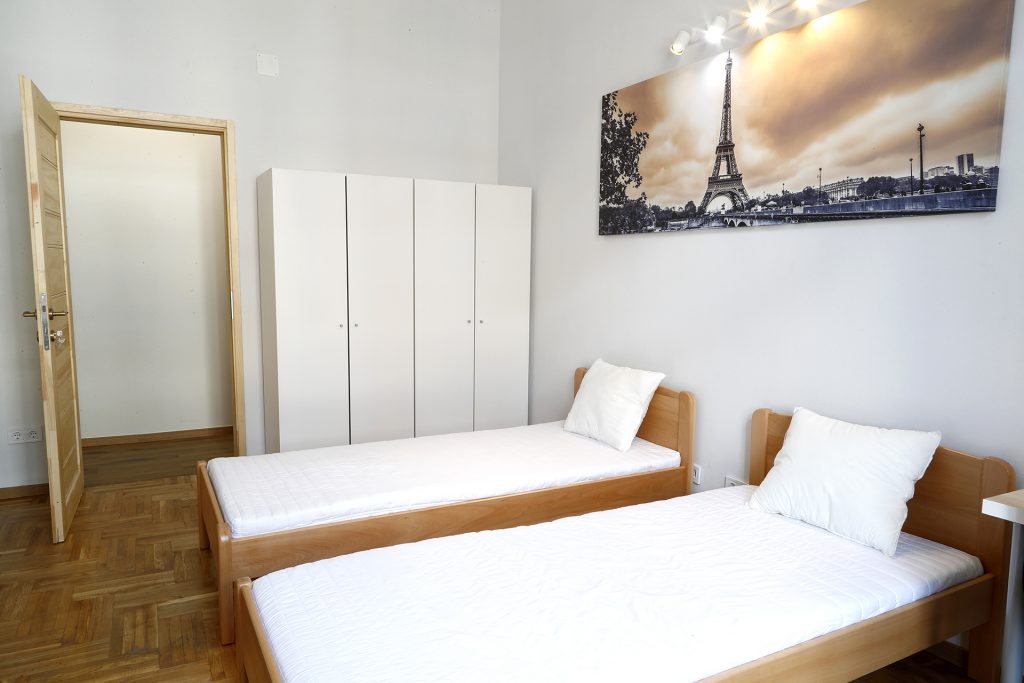 Student_room_for_rent_Budapest_Paris_room