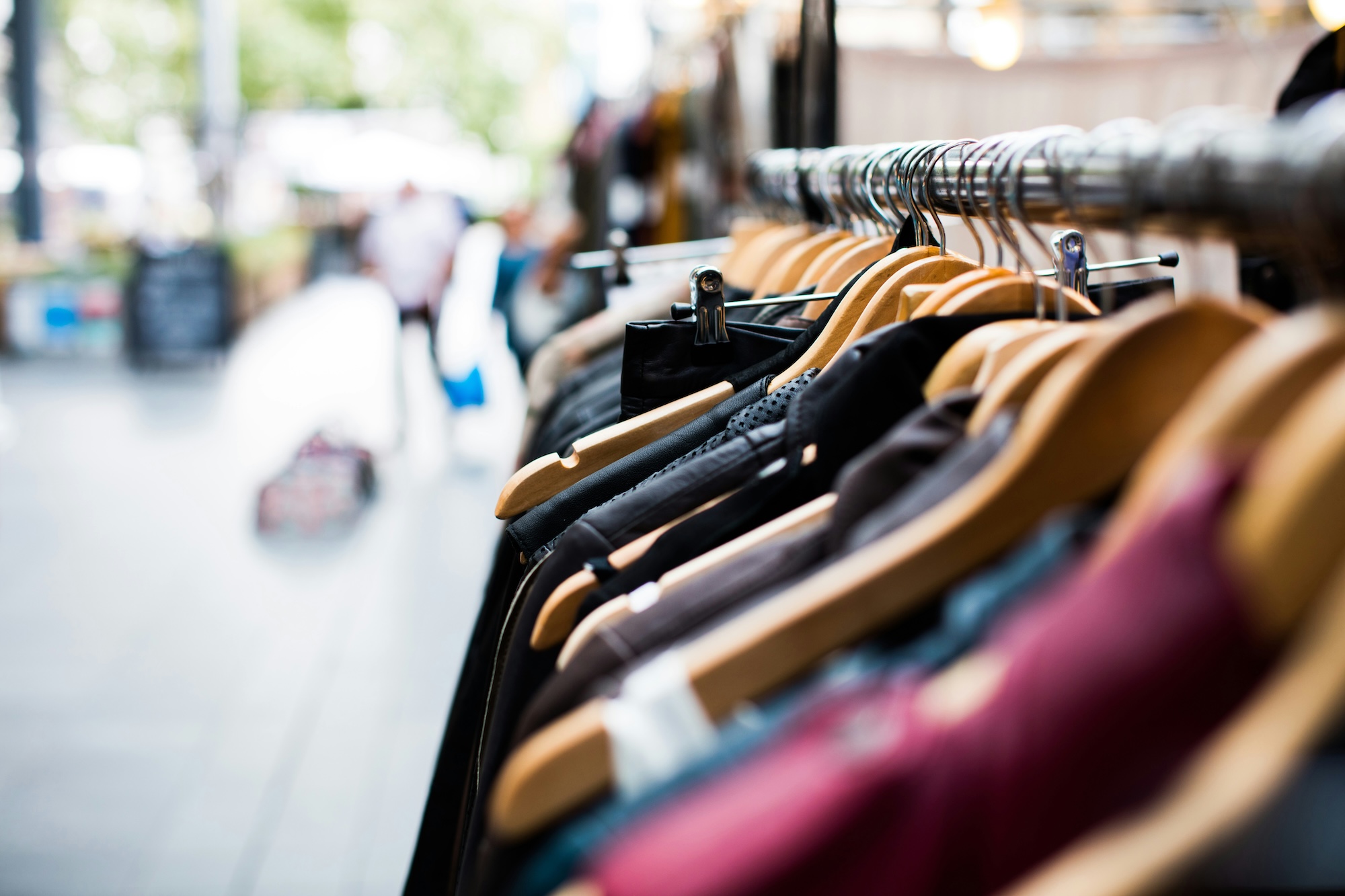 The 21 Best Second-Hand Shops and Vintage Shops in Budapest for Students (2024)