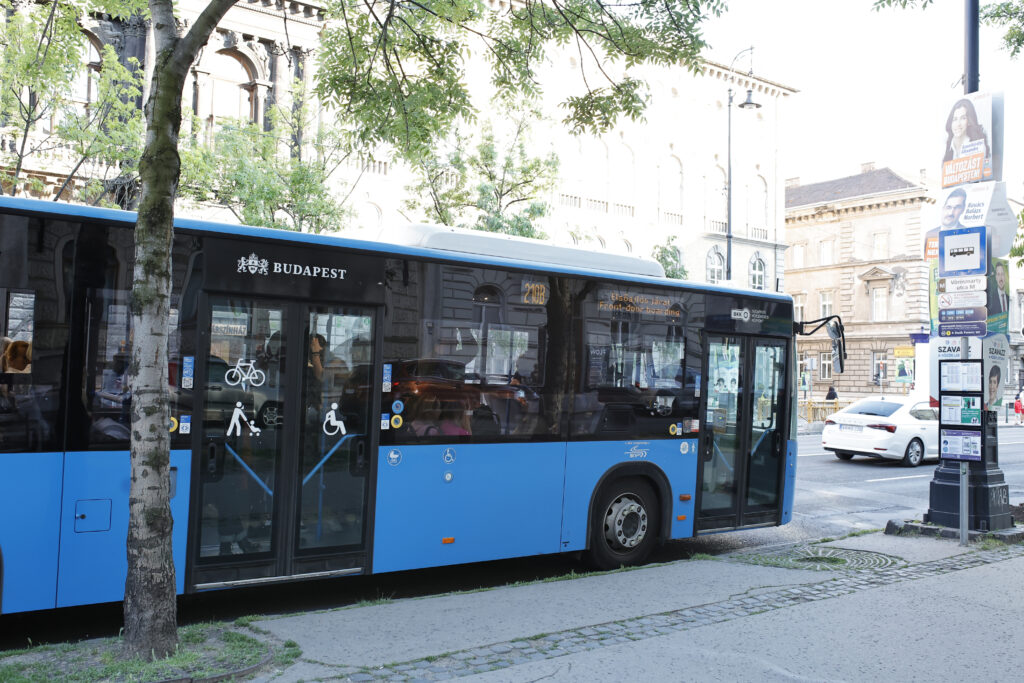 Public Transport in Budapest: Costs, Apps, Lines, Night Travel